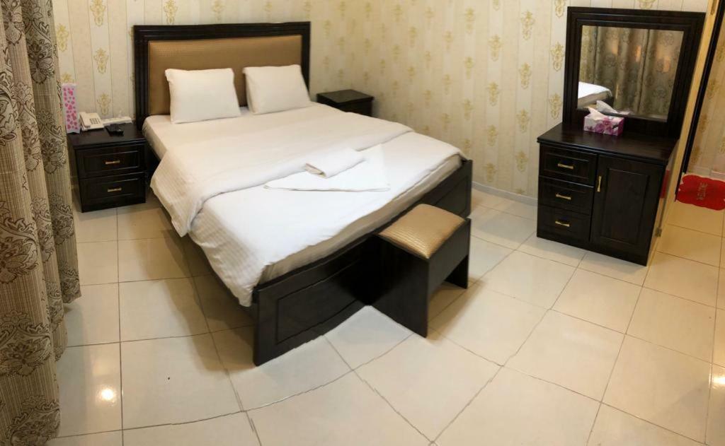 Tvs Hotel Dubaï Extérieur photo